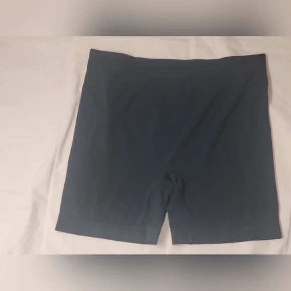 Maidenform Basically Sexy Seamless Smoothing Short - Dark Green Size 3XL - Picture 4 of 5